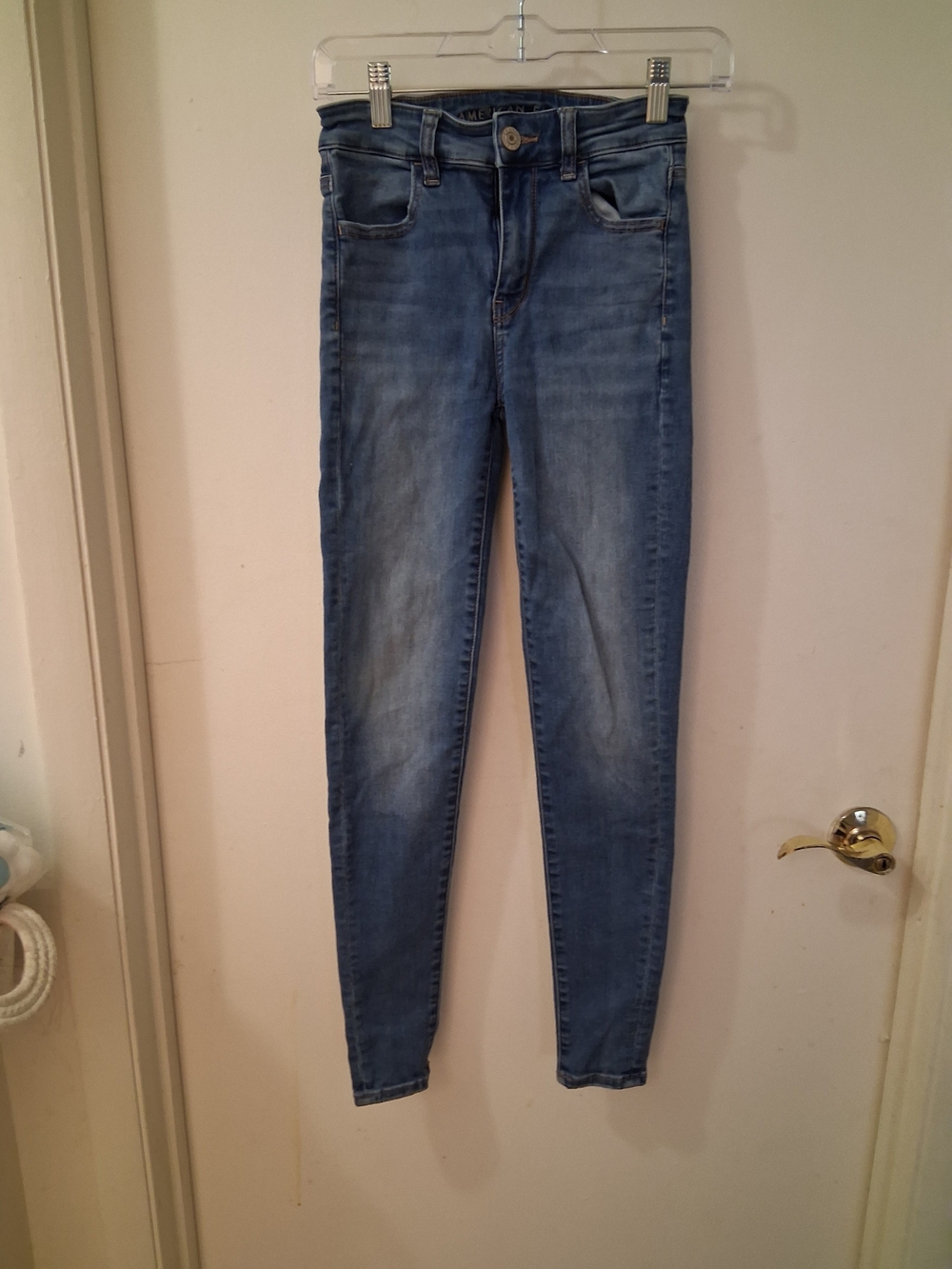 American Eagle Next Level Stretch Hi-Rise Jegging Blue Denim Jeans - Picture 3 of 9